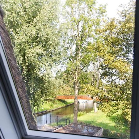 Uitzicht Op De Haven Lägenhet Kollum Exteriör bild